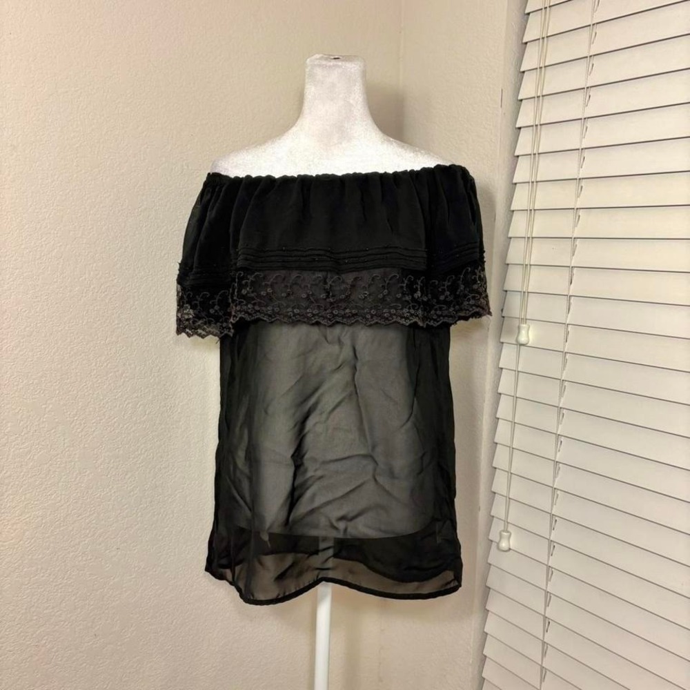 Black off the shoulder sheer ruffle lace trim romantic ren faire gothic top sz M